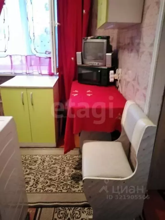 2-к кв. Адыгея, Майкоп ул. Калинина, 217 (38.4 м) - Фото 1