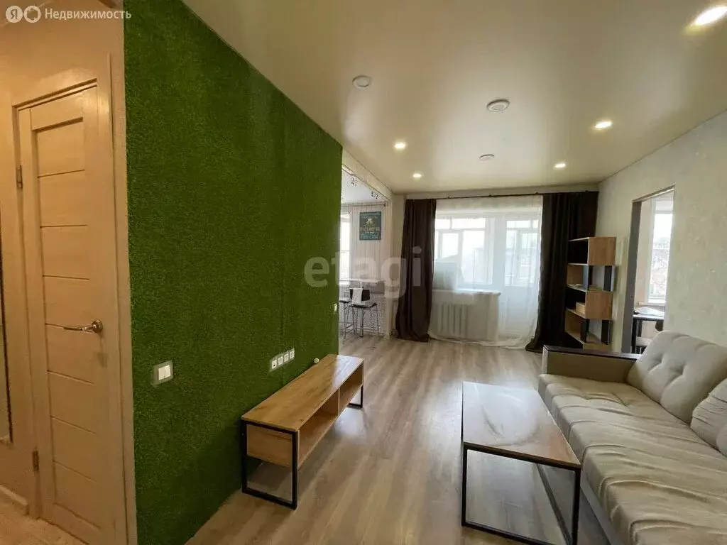 3-комнатная квартира: Ярославль, улица Писемского, 48А (42 м) - Фото 0