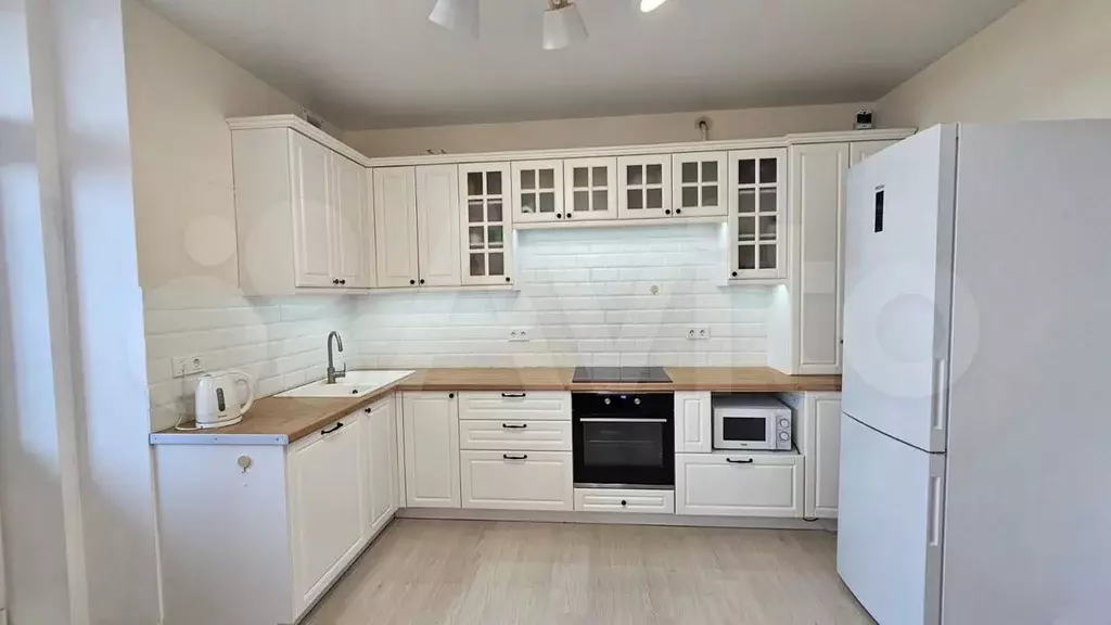 3-к. квартира, 100 м, 8/22 эт. - Фото 0