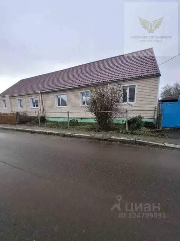 Дом в Калужская область, Козельск Спортивная ул., 6 (95 м) - Фото 1