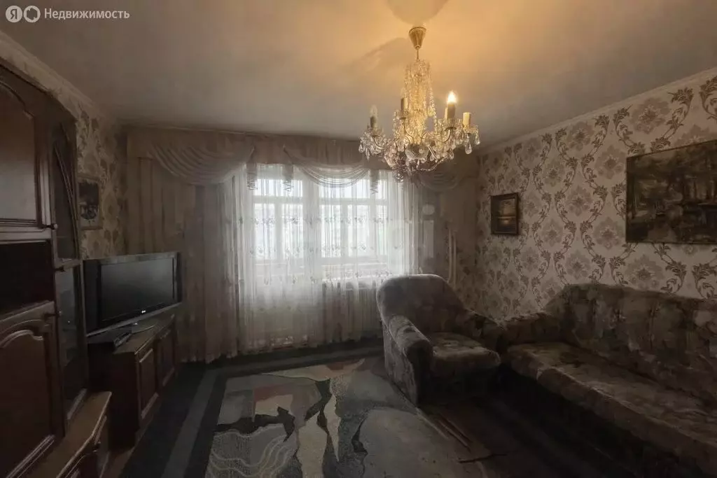 4-комнатная квартира: Ачинск, 8-й микрорайон, 7 (88.7 м) - Фото 2