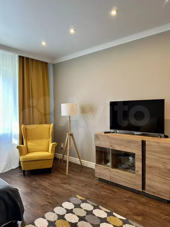 1-к. квартира, 45 м, 2/6 эт. - Фото 1
