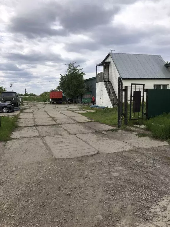 Производственное помещение в Омская область, Таврическое рп ул. ... - Фото 0