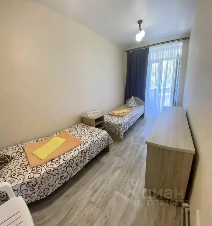 3-к кв. Крым, Алушта ул. Глазкрицкого, 23 (55.0 м) - Фото 0