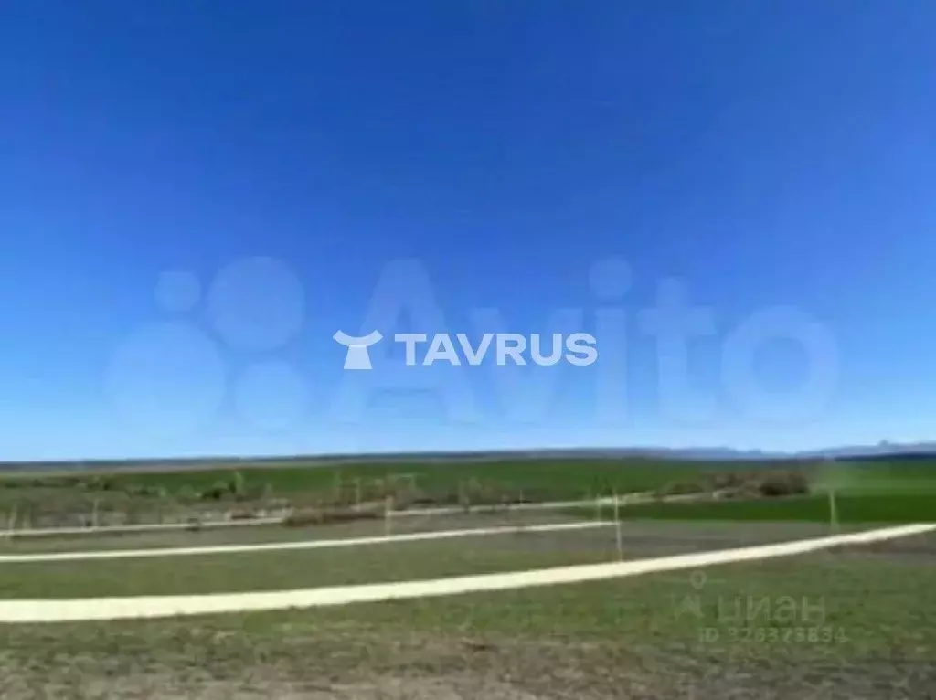 Участок в Крым, Симферопольский район, с. Трудовое  (10.0 сот.) - Фото 1