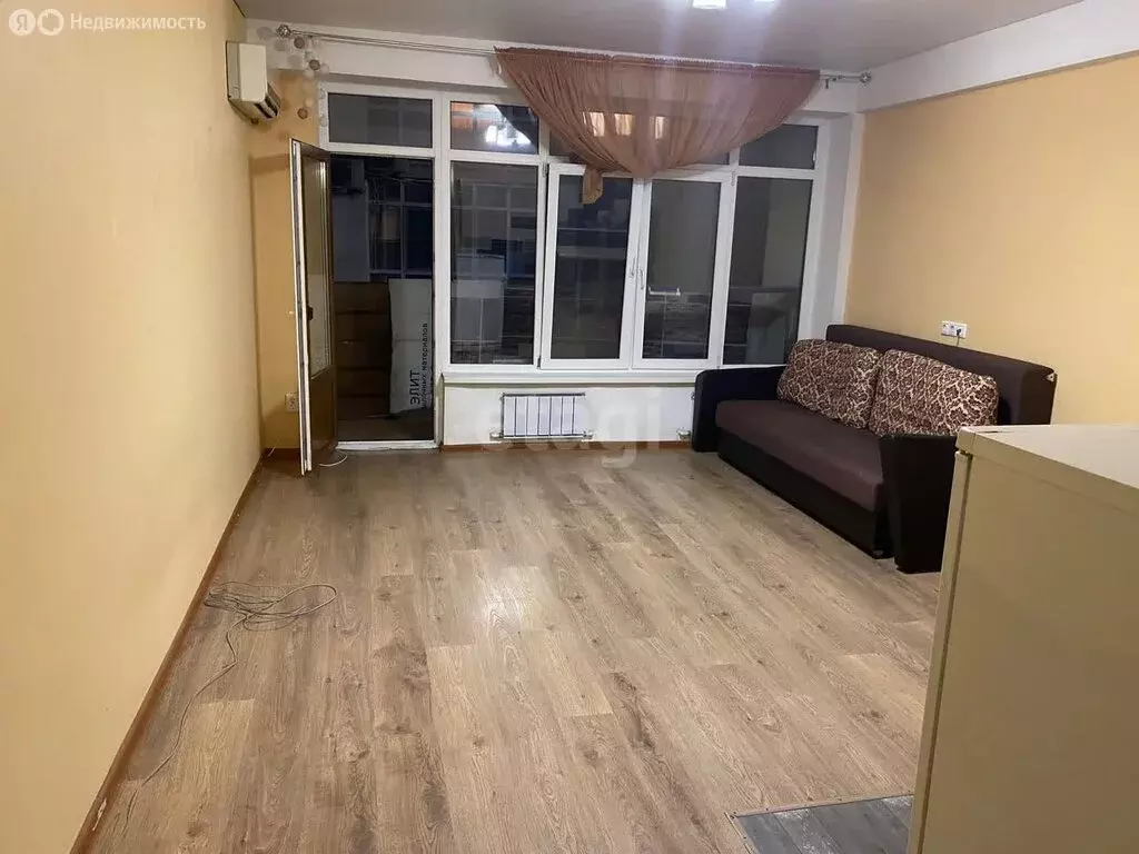 Квартира-студия: Адлер, Верхнеизвестинская улица, 28 (36 м) - Фото 1