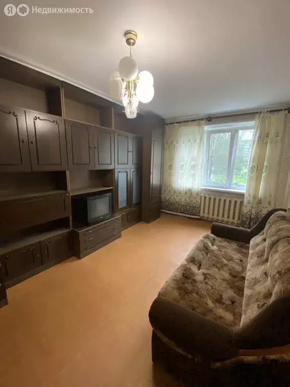 1-комнатная квартира: Колпино, Октябрьская улица, 61 (33.2 м) - Фото 0