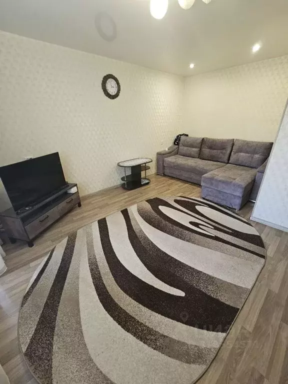 1-к кв. Татарстан, Зеленодольск ул. Комарова, 25 (35.0 м) - Фото 0