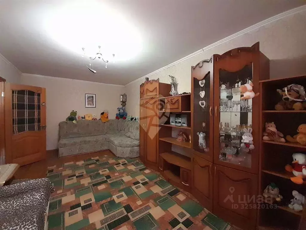 1-к кв. Белгородская область, Старый Оскол Молодогвардеец мкр, 1А ... - Фото 2