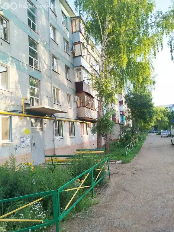 2-комнатная квартира: Бузулук, 4-й микрорайон, 12 (42 м) - Фото 0