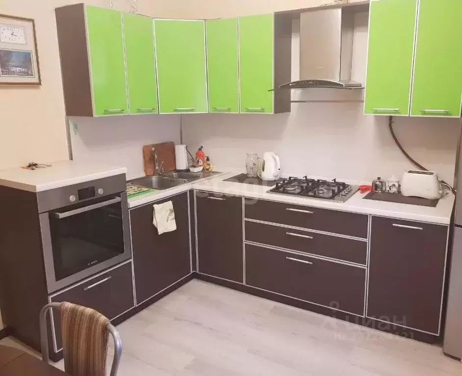 2-к кв. Ямало-Ненецкий АО, Новый Уренгой Юбилейная ул., 1А (58.0 м) - Фото 1