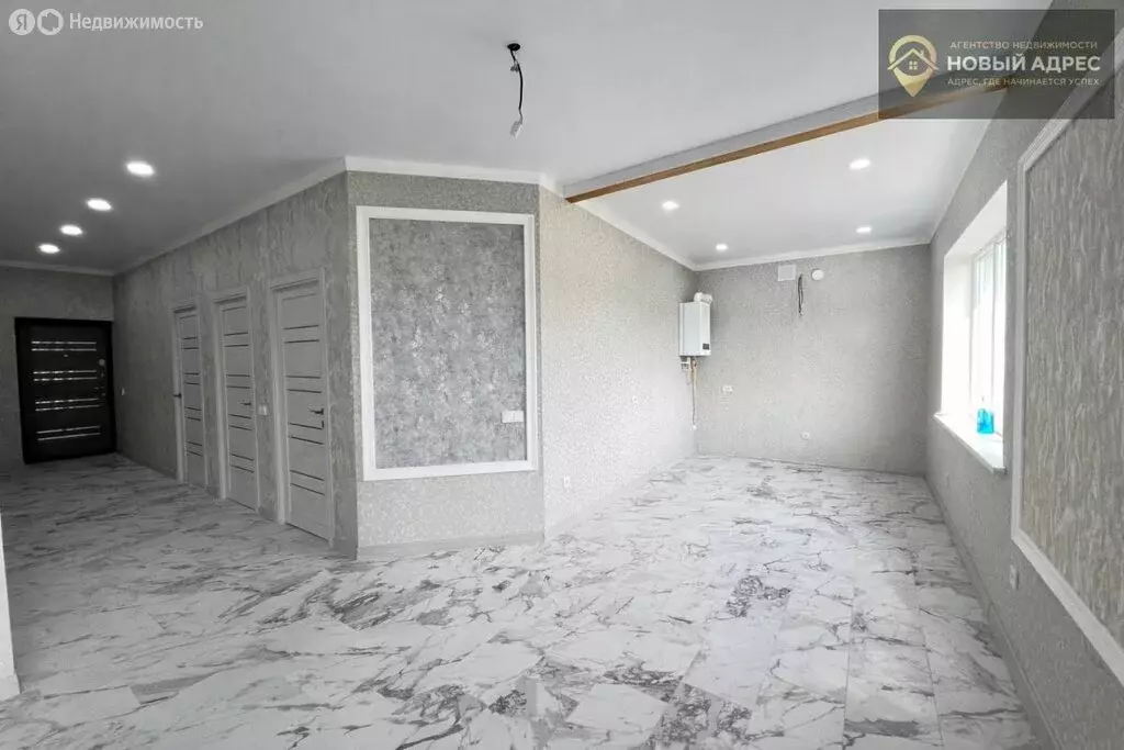 Дом в Крымск, улица Фадеева, 112 (98 м) - Фото 1