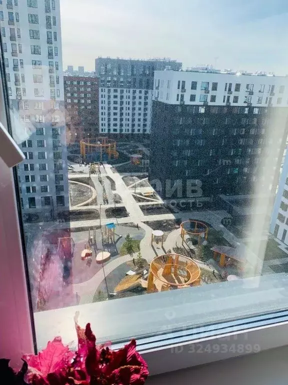 1-к кв. Тюменская область, Тюмень Харьковская ул., 76 (36.2 м) - Фото 1