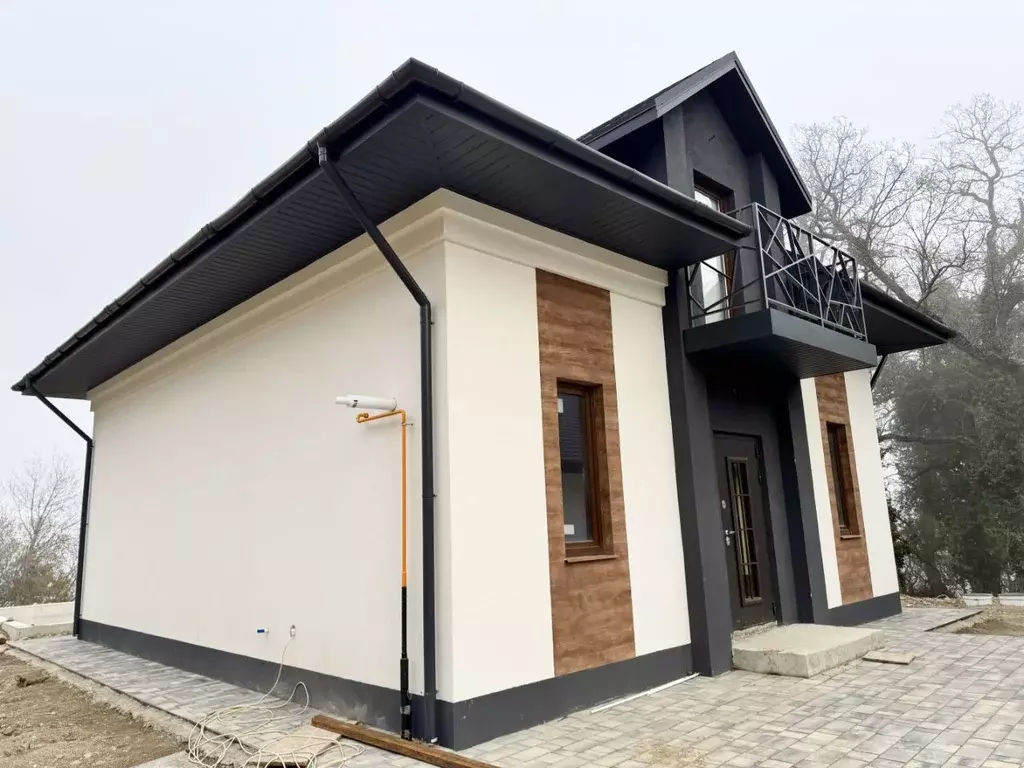Дом в Крым, Ялта городской округ, пос. Горное ул. Лесная (150 м) - Фото 0