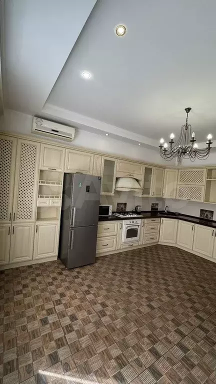 2-к. квартира, 65 м, 2/3 эт. - Фото 1