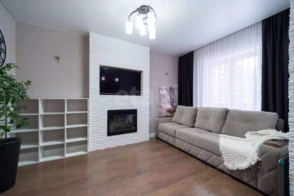 1-к кв. Иркутская область, Иркутск наб. Верхняя, 173/1 (63.0 м) - Фото 1