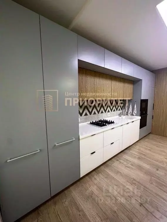 2-к кв. Саха (Якутия), Якутск просп. Ленина, 52 (82.8 м) - Фото 2