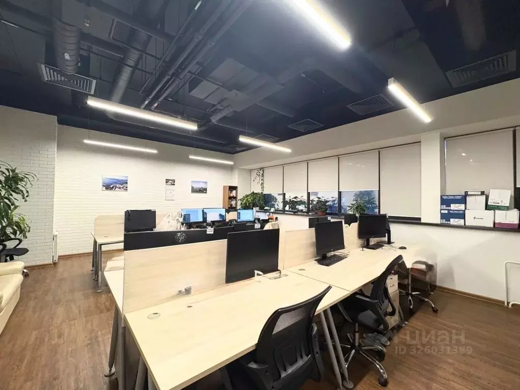 Офис в Москва ул. Земляной Вал, 50АС2 (169 м) - Фото 1