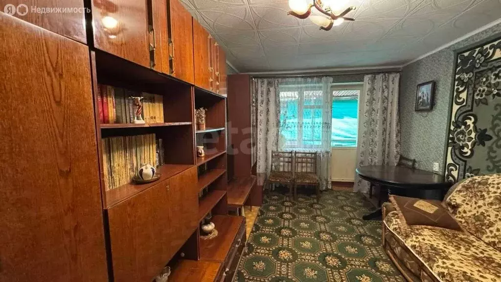 3-комнатная квартира: Симферополь, улица Крымских Партизан, 3 (61 м) - Фото 0