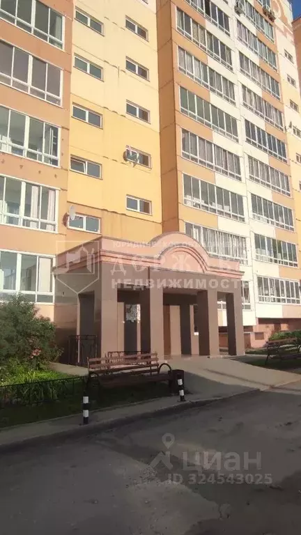 3-к кв. Кемеровская область, Кемерово ул. Дружбы, 17 (67.0 м) - Фото 1