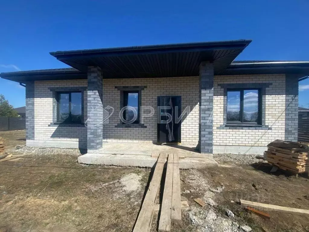 Дом в Тюменская область, Тюменский муниципальный округ, д. Паренкина  ... - Фото 1