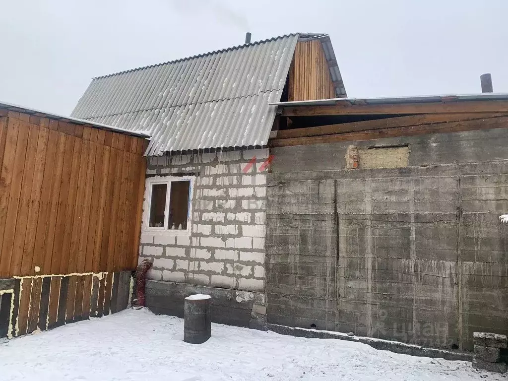 Дом в Тыва, Кызыл Речной пер. (70 м) - Фото 0