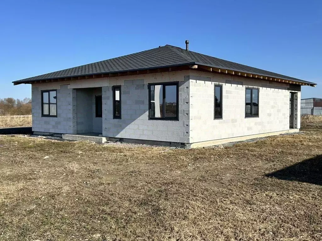 Дом в Ленинградская область, Ломоносовский район, Низинское с/пос, д. ... - Фото 1