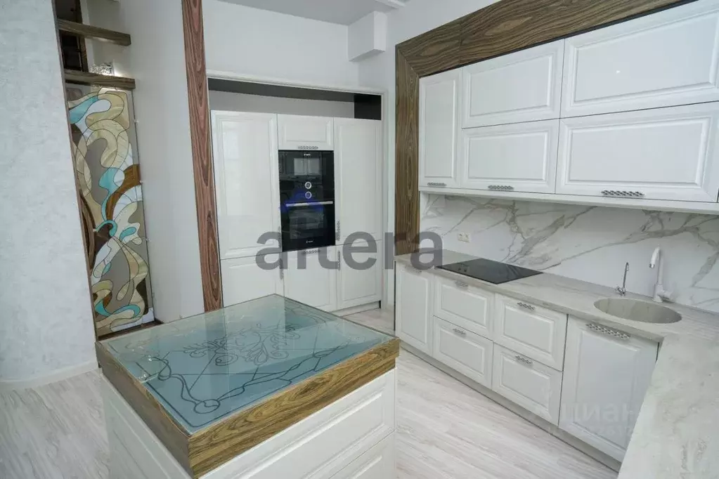 3-к кв. Татарстан, Казань ул. Оренбургский Тракт, 24Б (110.0 м) - Фото 2