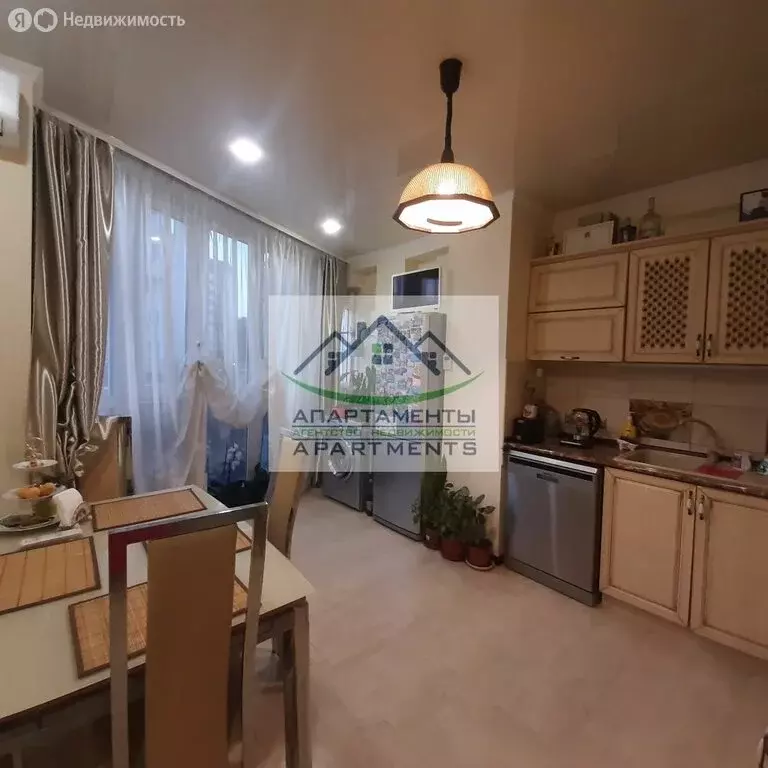 2-комнатная квартира: Пятигорск, Оранжерейная улица, 21к1 (62 м) - Фото 2