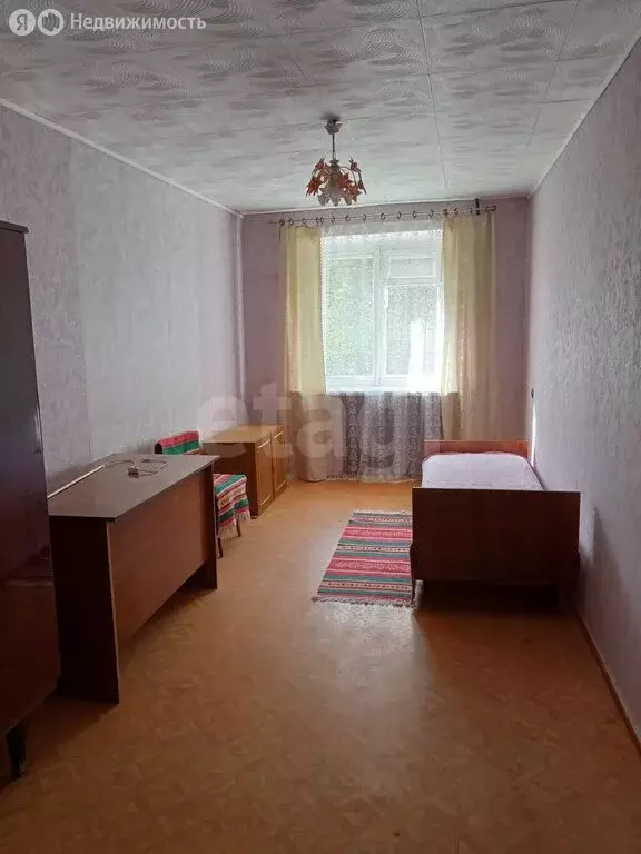 3-комнатная квартира: Омск, Сибмисовская улица, 12 (58.9 м) - Фото 1