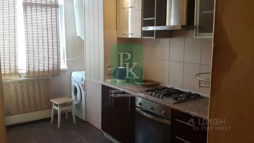 2-к кв. Севастополь ул. Казачья, 8 (51.3 м) - Фото 1