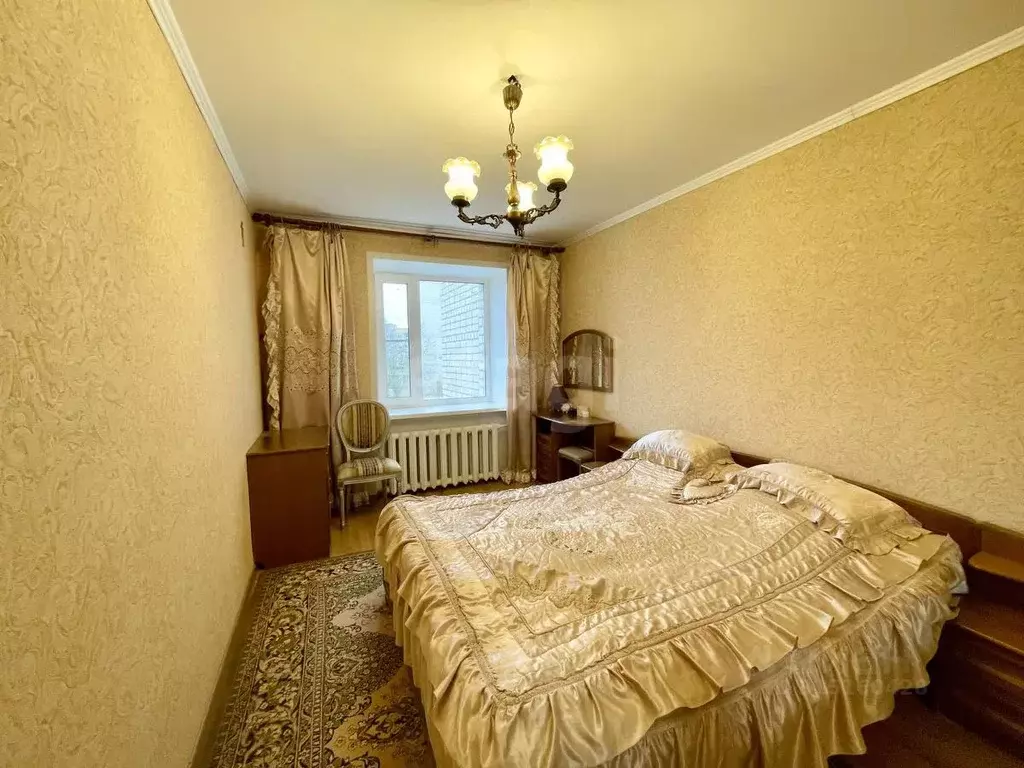 3-к кв. Смоленская область, Смоленск Колхозный пер., 19 (76.0 м) - Фото 0
