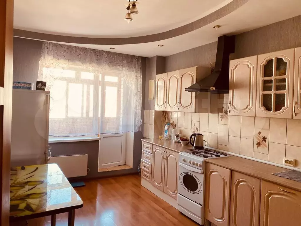 2-к. квартира, 60 м, 7/10 эт. - Фото 0