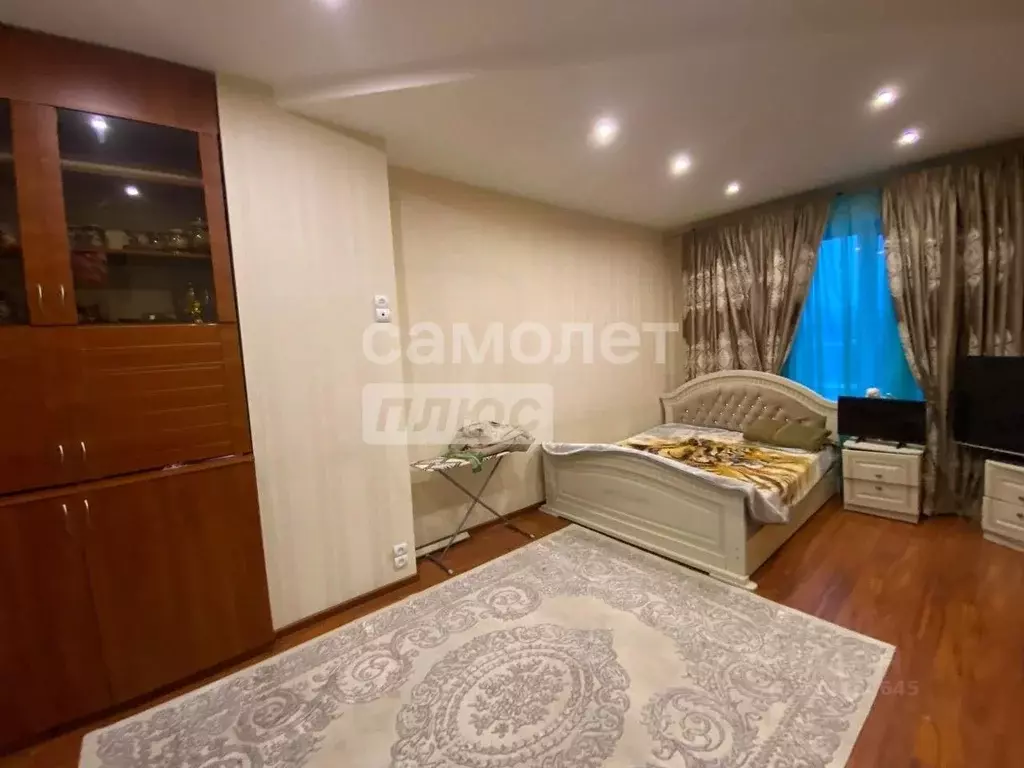 3-к кв. Смоленская область, Смоленск ул. Седова, 31 (79.0 м) - Фото 0