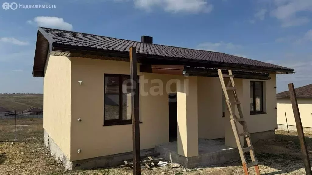 Дом в Мирное, Пейзажная улица (130 м) - Фото 1