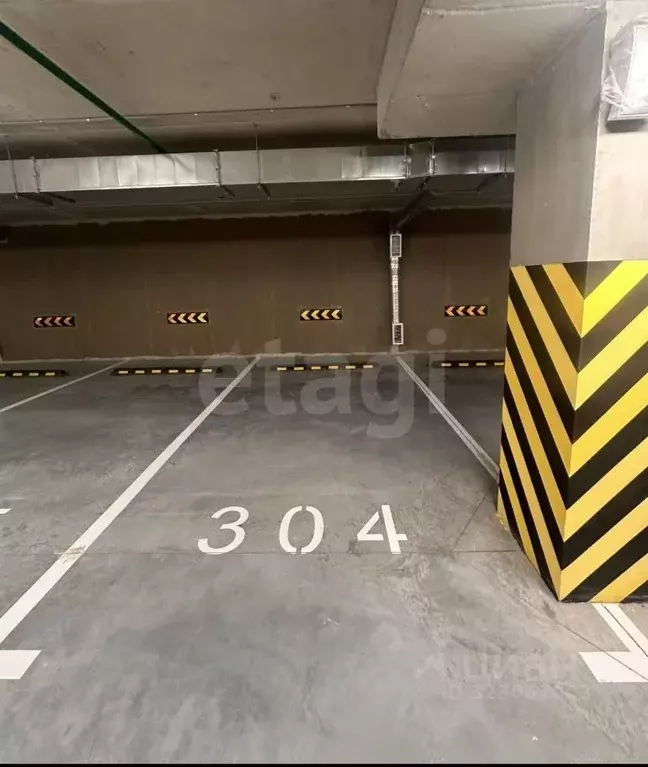 Гараж в Санкт-Петербург Октябрьская наб., 40 (13 м) - Фото 1