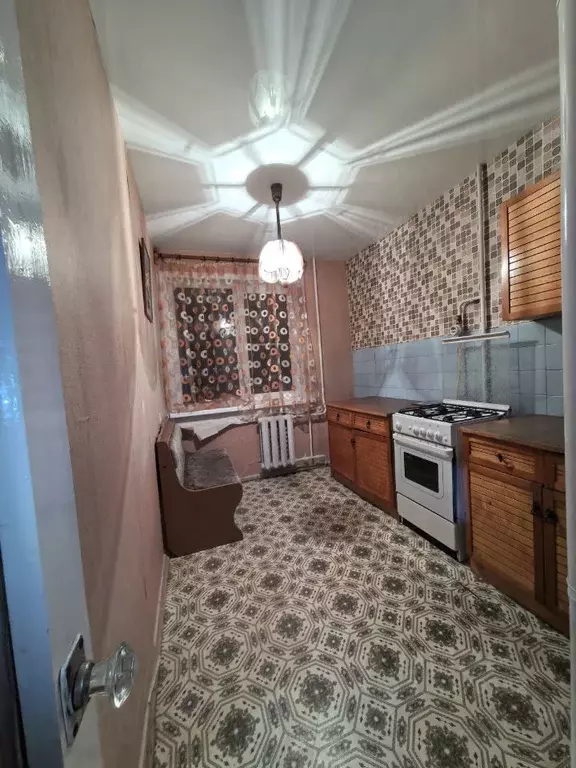 3-к кв. Волгоградская область, Волгоград наб. Волжской флотилии, 37 ... - Фото 1