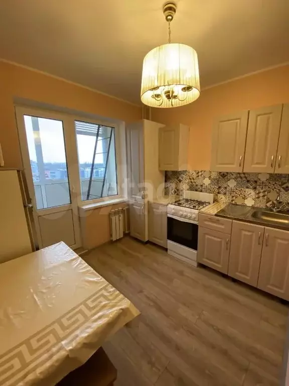 1-к. квартира, 38 м, 8/10 эт. - Фото 1