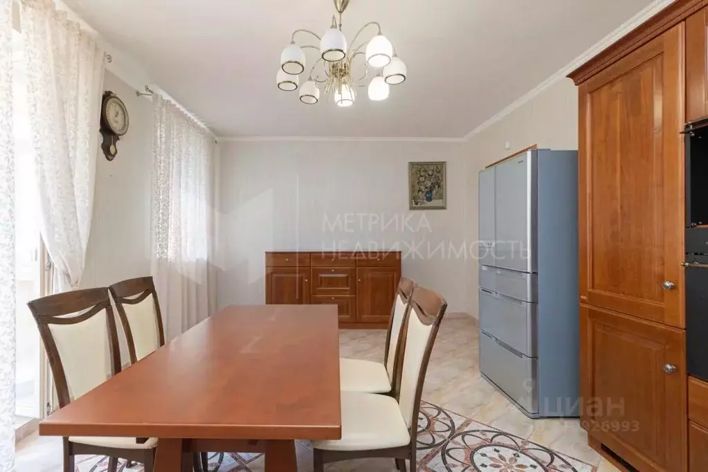 3-к кв. Тюменская область, Тюмень Даудельная ул., 4 (145.6 м) - Фото 1