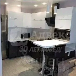 2-к кв. Тюменская область, Тюмень ул. 50 лет Октября, 57Б (60.3 м) - Фото 2