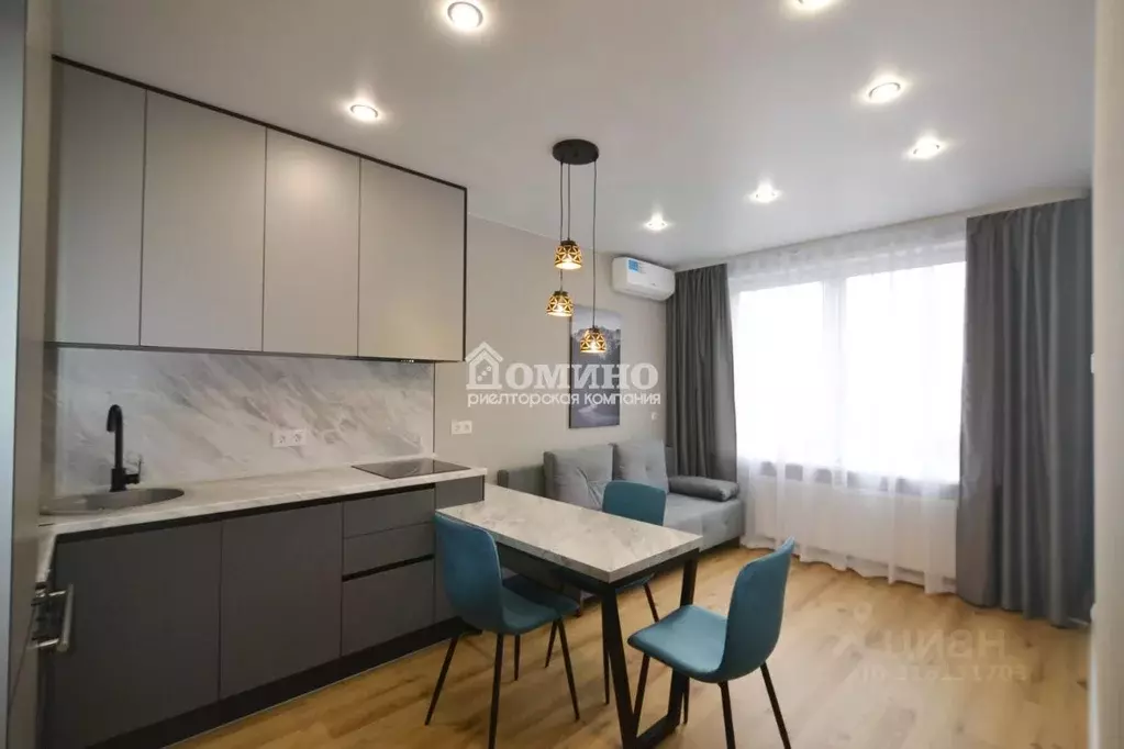 2-к кв. Тюменская область, Тюмень ул. Анатолия Клиндюка, 4к2 (56.9 м) - Фото 0