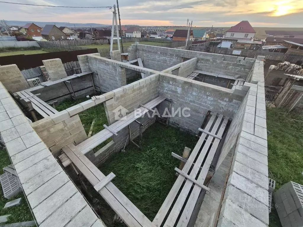 Участок в Иркутская область, Иркутский муниципальный округ, д. ... - Фото 0