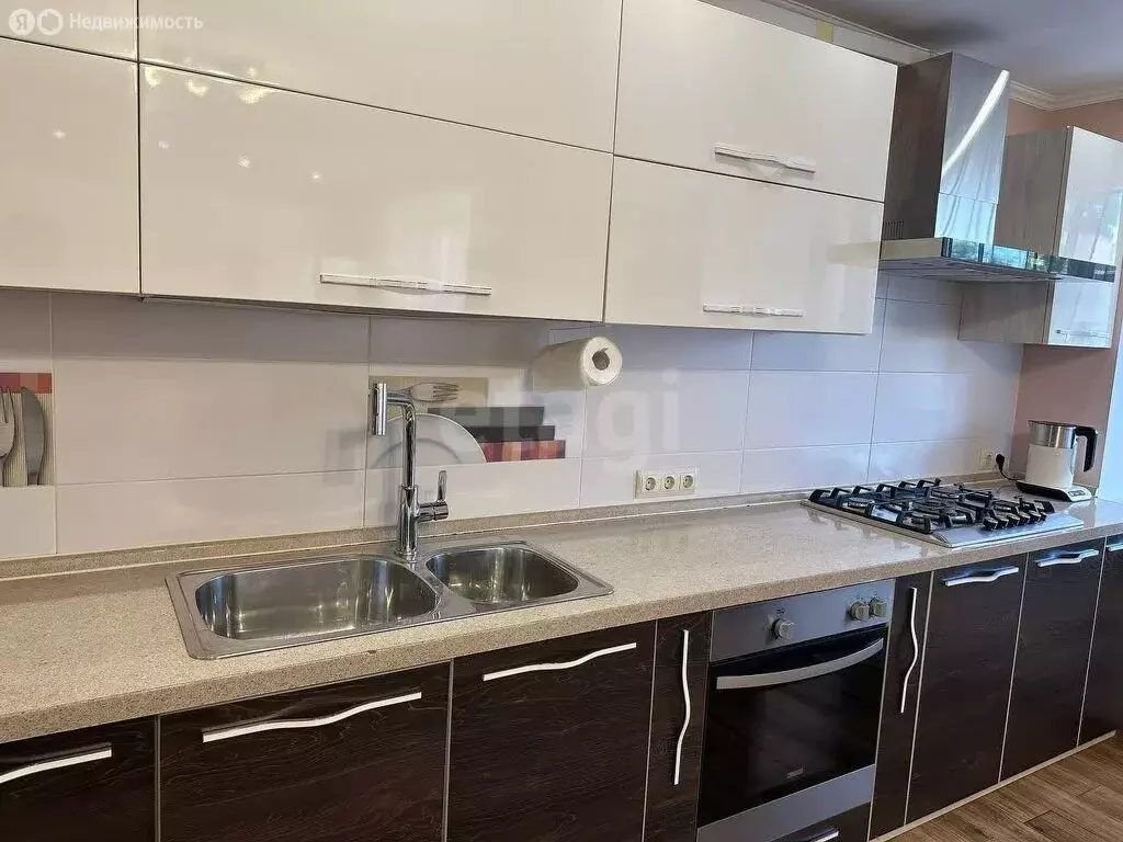 4-комнатная квартира: Энгельс, Одесская улица, 83 (179.4 м) - Фото 2