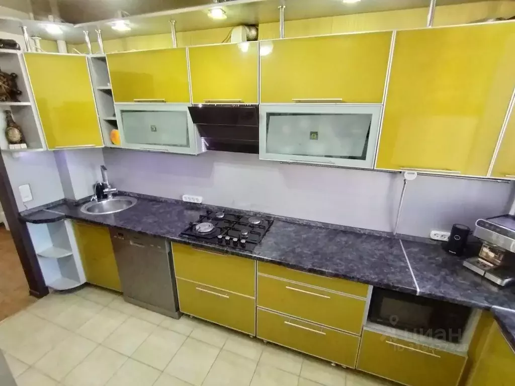 4-к кв. Чувашия, Новочебоксарск ул. Строителей, 56 (72.9 м) - Фото 1
