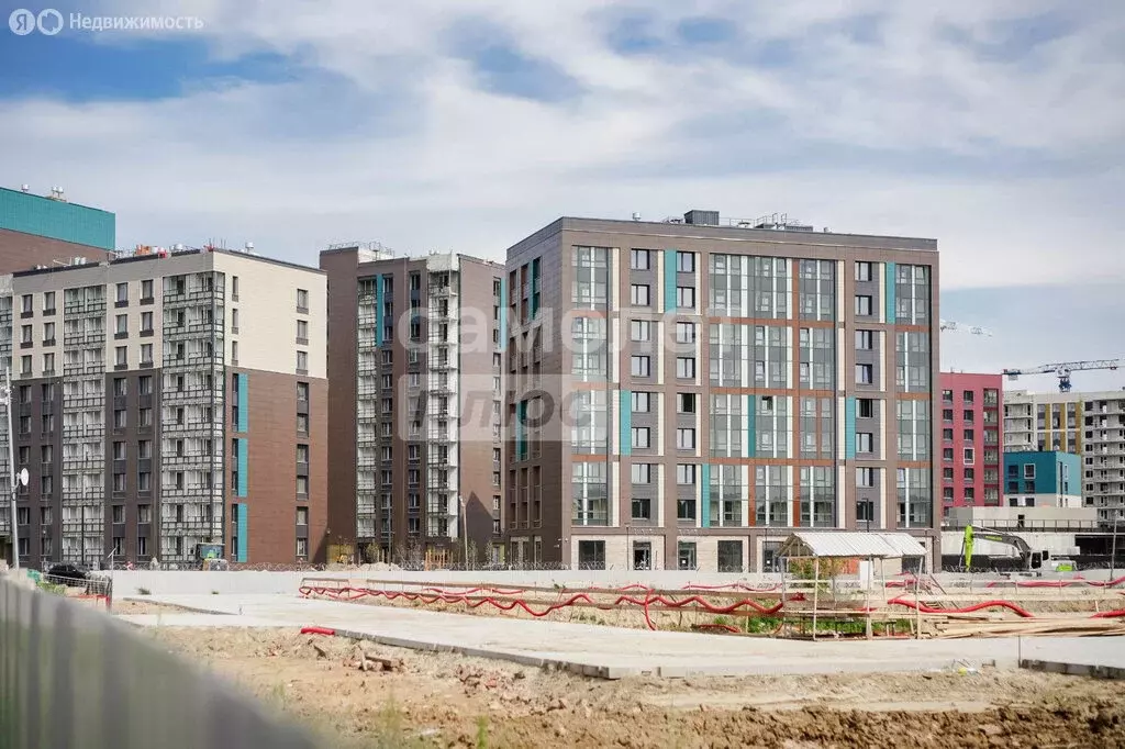 2-комнатная квартира: Омск, улица Александра Захарченко, 7 (62.3 м) - Фото 2