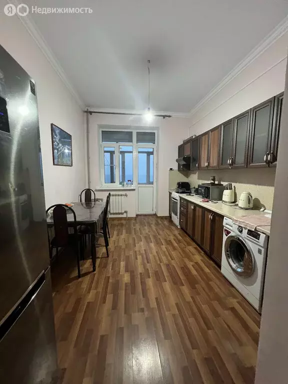 4-комнатная квартира: Махачкала, улица Заманова, 47Л (113 м) - Фото 1