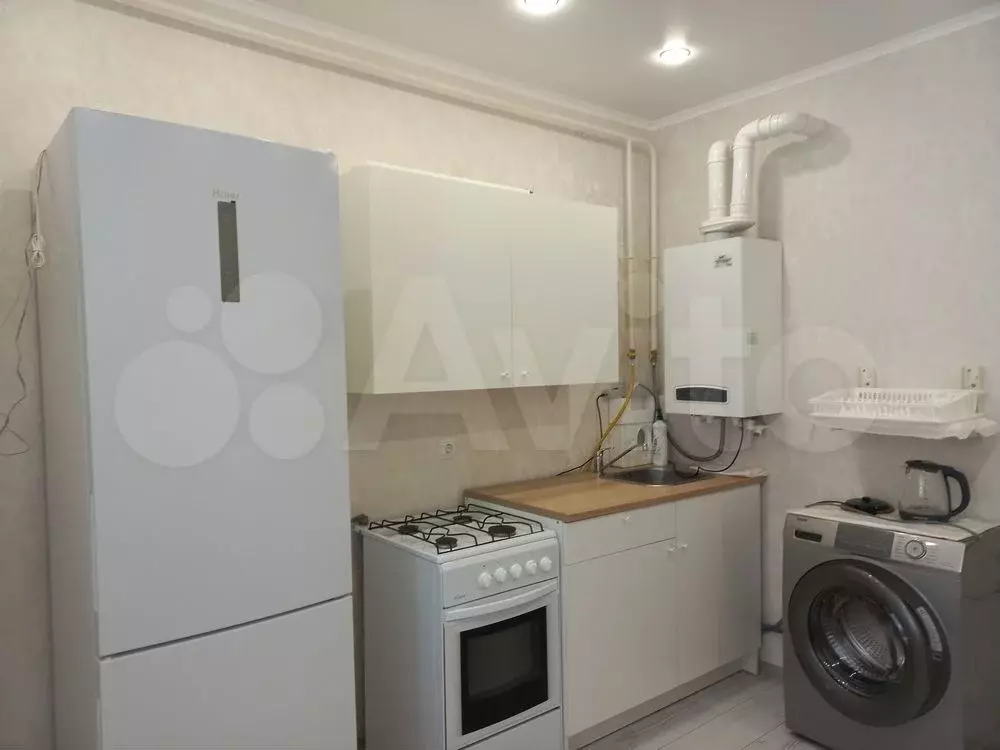 1-к. квартира, 40 м, 9/13 эт. - Фото 0