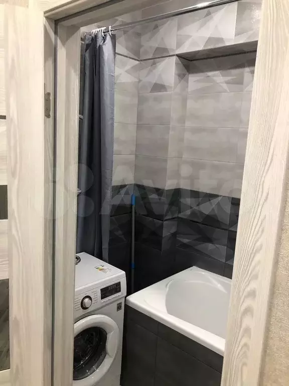2-к. квартира, 70 м, 6/18 эт. - Фото 1