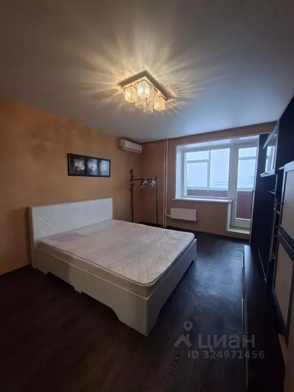 2-к кв. Красноярский край, Красноярск ул. 60 лет Октября, 96г (58.0 м) - Фото 1