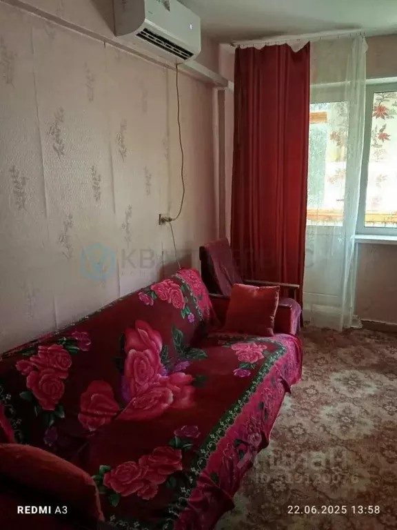 1-к кв. Омская область, Омск ул. 75-й Гвардейской Бригады, 18 (30.0 м) - Фото 0